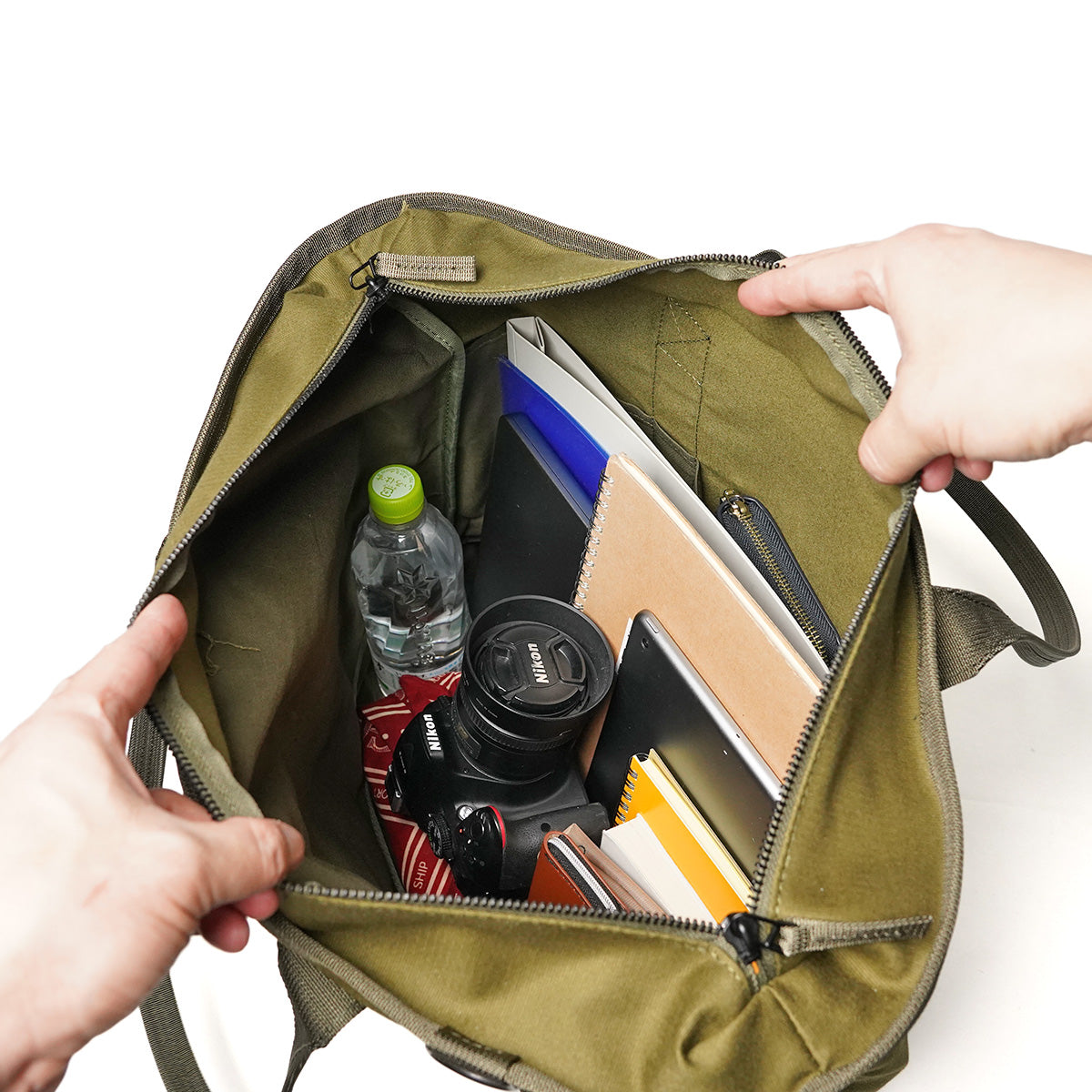 JUNGLE CLOTH - Boston Tote Bag GRN7702