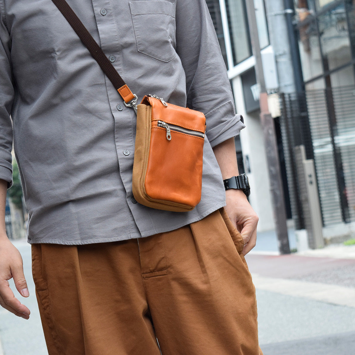 Glove Leather Mini Shoulder Bag YNM224