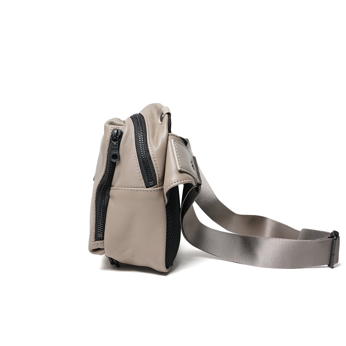 Oil Soft Leather Horizontal Crossbody Bag YNM990