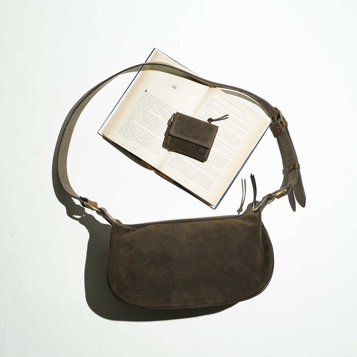 Oiled suede shoulder bag FZKM2001 