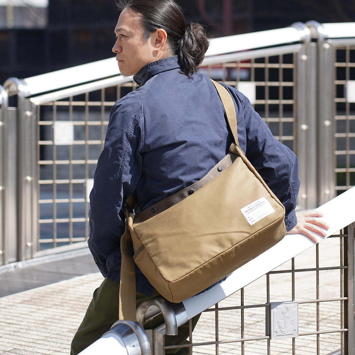 JUNGLE CLOTH -ジャングルクロス- ニュースペーパー ショルダーバッグ Lサイズ GRN7701