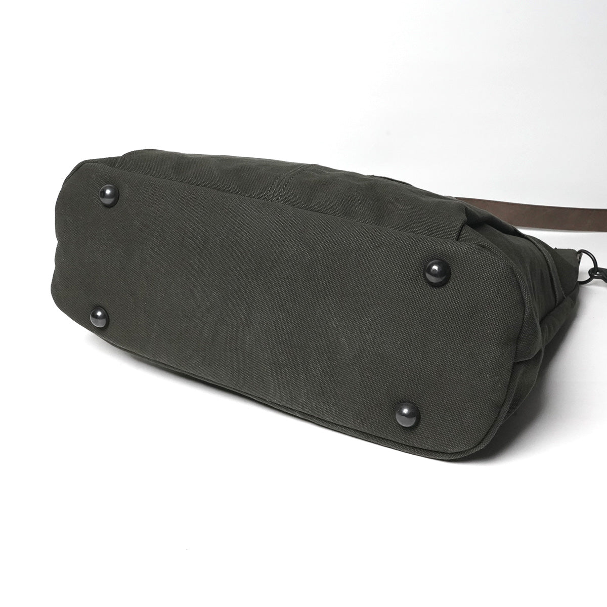 No. 6 Canvas x Thick Tanned Leather Handled Editor's Bag KBS428