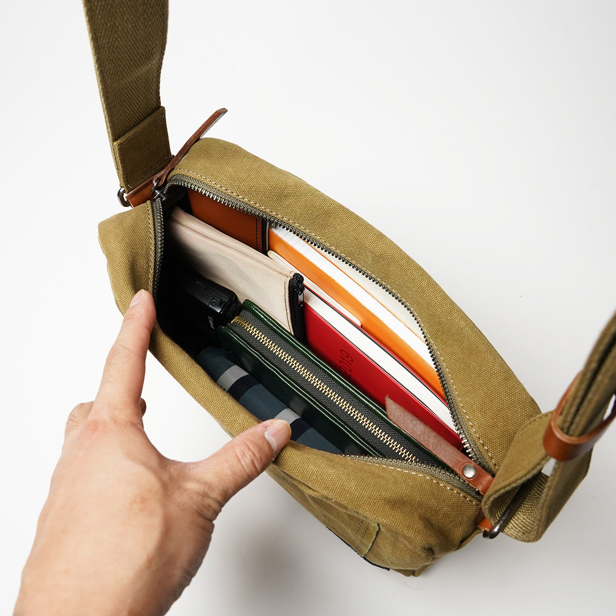 21oz Army Duck Square Shoulder Bag KOG303