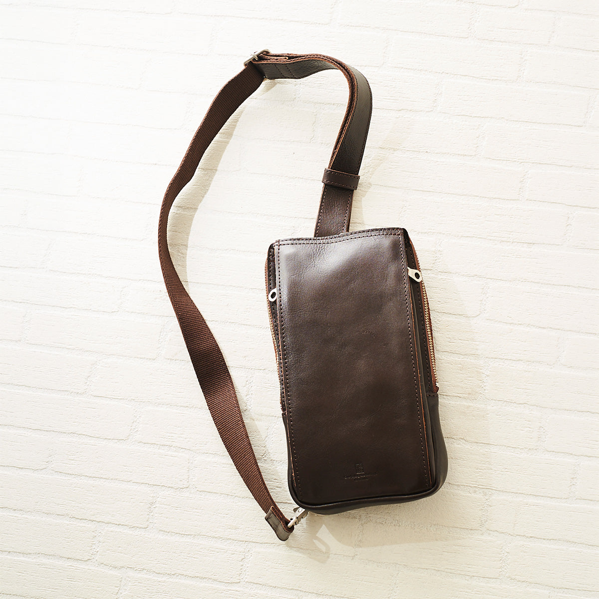 SLANTING -Slanting- Vertical Sling Bag S KOT1007