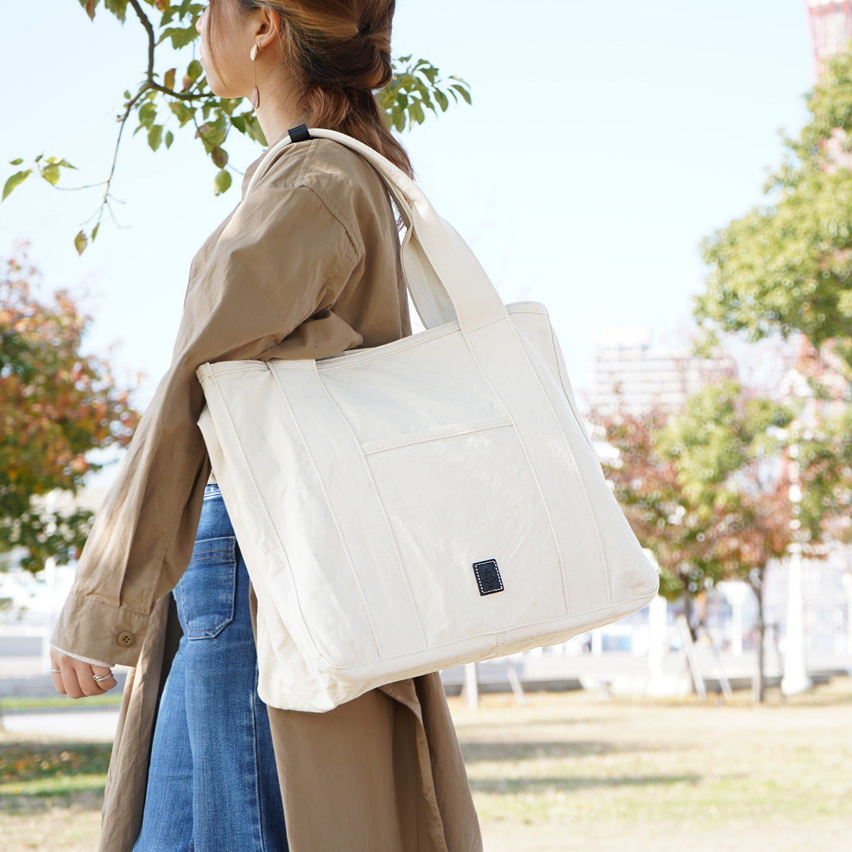 18OZアーミーダックバイオ 仕切りトートバッグ Lサイズ LGRN4022