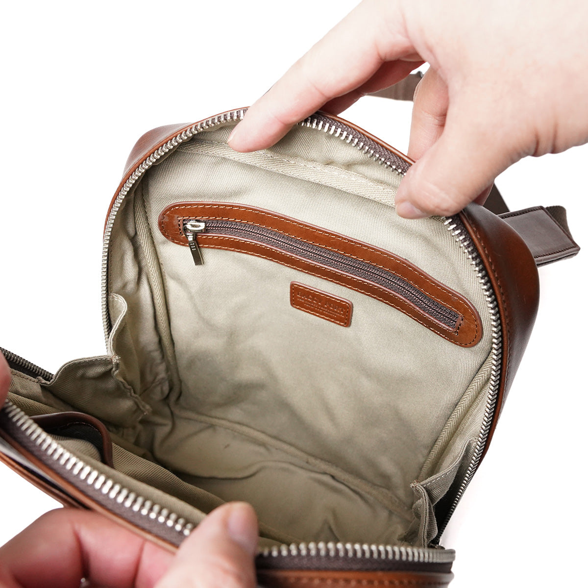 OIL PULLUP -Pull-up- Square Shoulder Bag ZKM4001